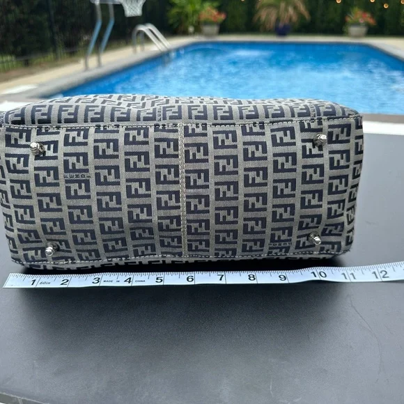 FENDI Vintage Zucchino  Navy Leather & Grey Canvas Tote Bag - Picture 5 of 17